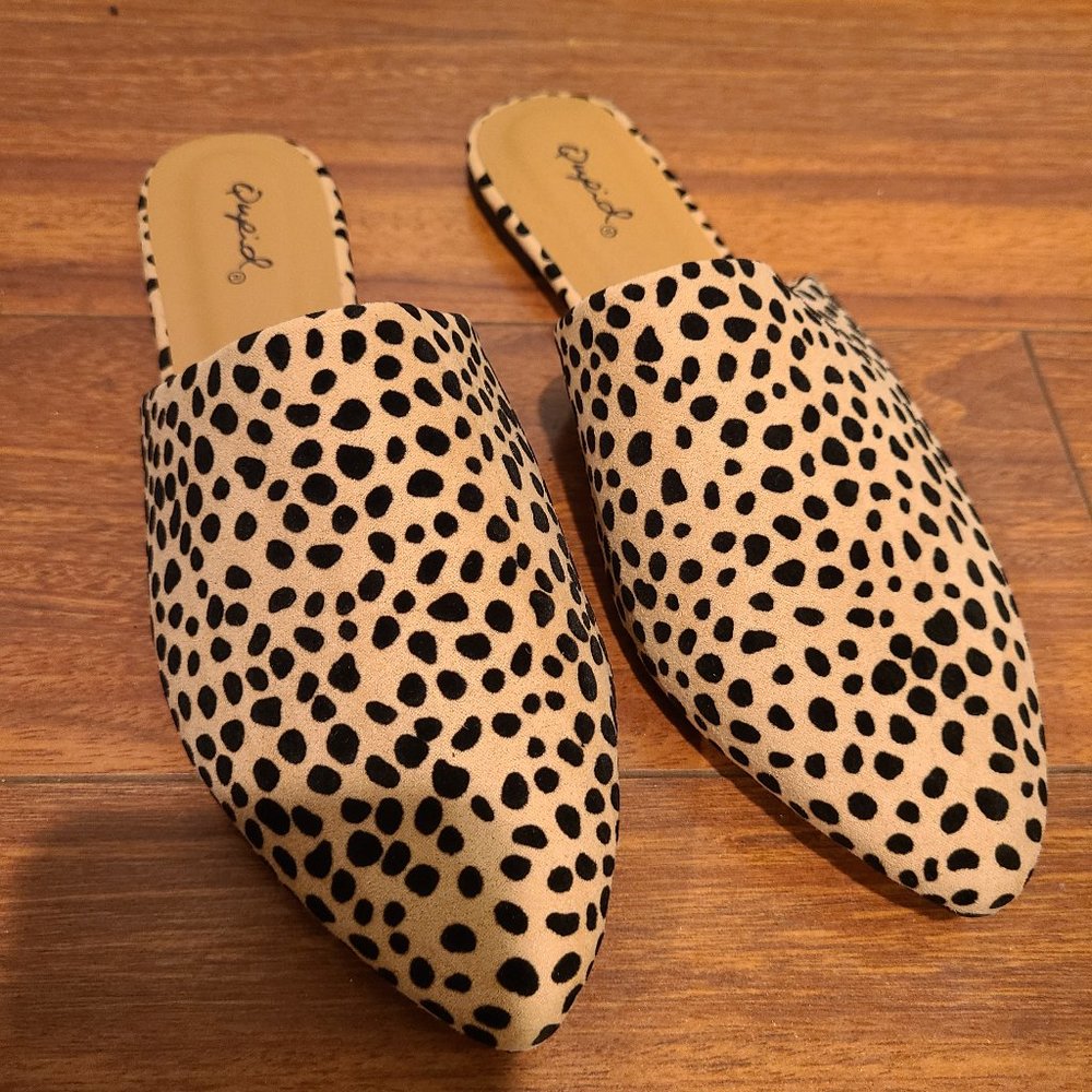 🎉 HP 🎉 NIB Suede Spotted Mules - Picture 5 of 10